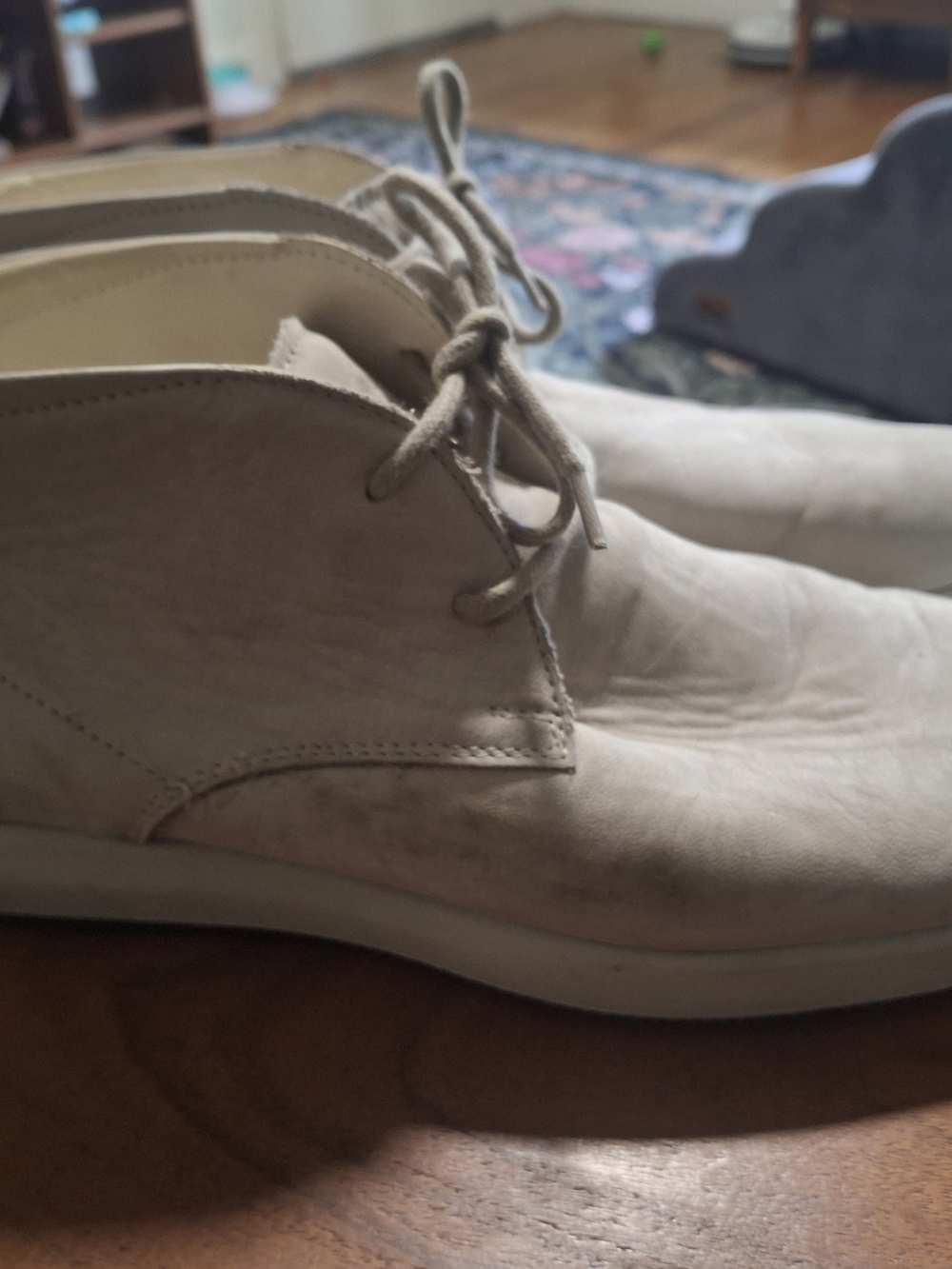 Hogan Men’s Chukka Boots in Beige Suede - Picture 2 of 4